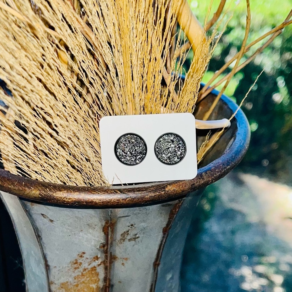 Handmade 10mm earring set